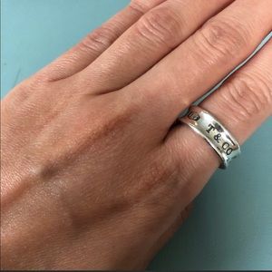 Tiffanny & co ring
